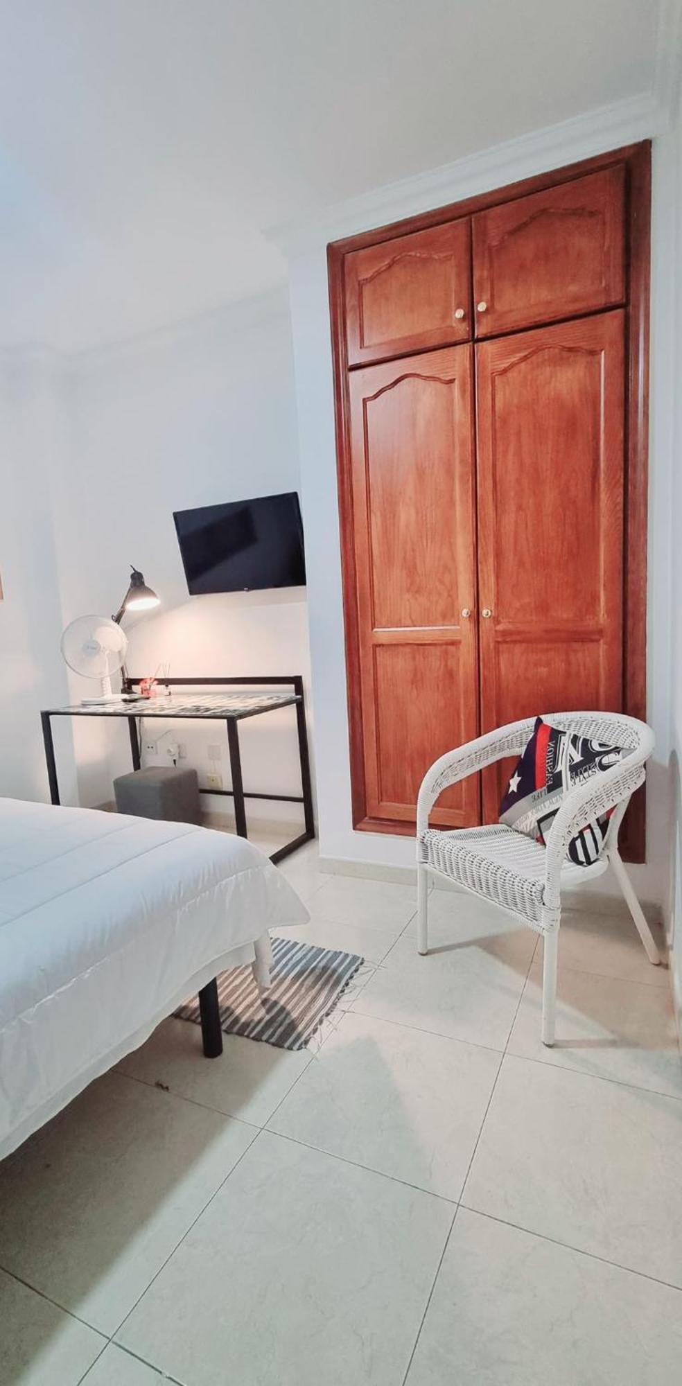 Almar We Go! Habitaciones Privadas En Alcala - Private Rooms - Pieces Privees - In Shared Apartment Kültér fotó